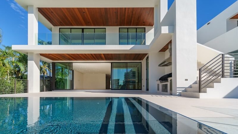 Jaypee Greens Sports Villa, 600 sq.yd.